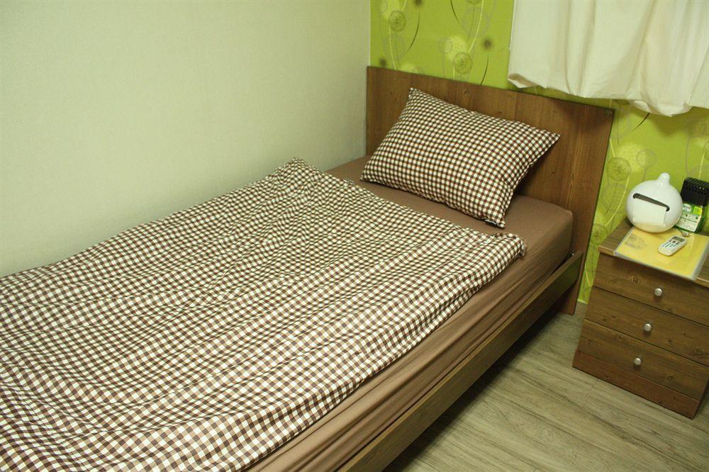 Lee & No Guesthouse Hongdae Seul Exterior foto