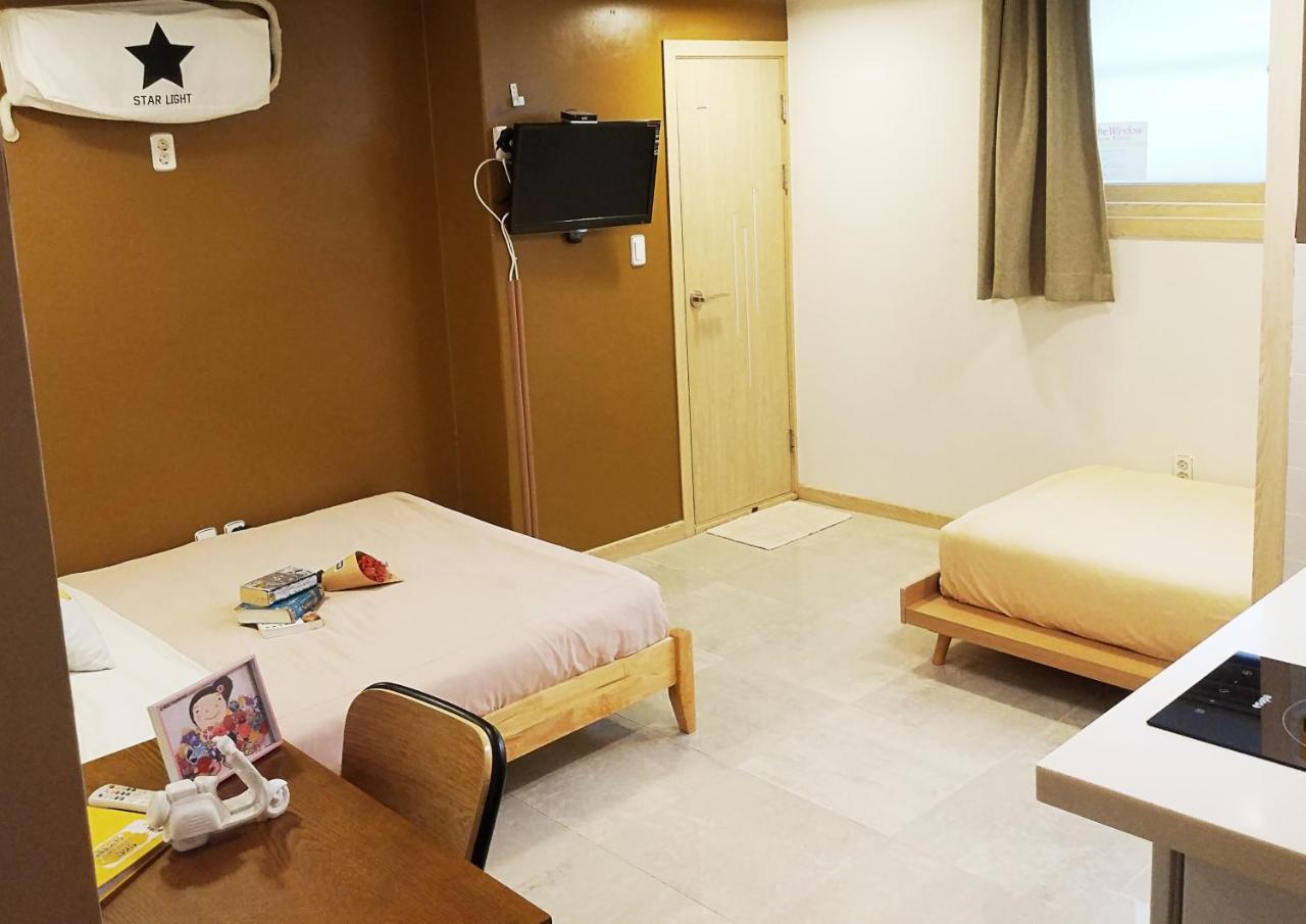 Lee & No Guesthouse Hongdae Seul Exterior foto